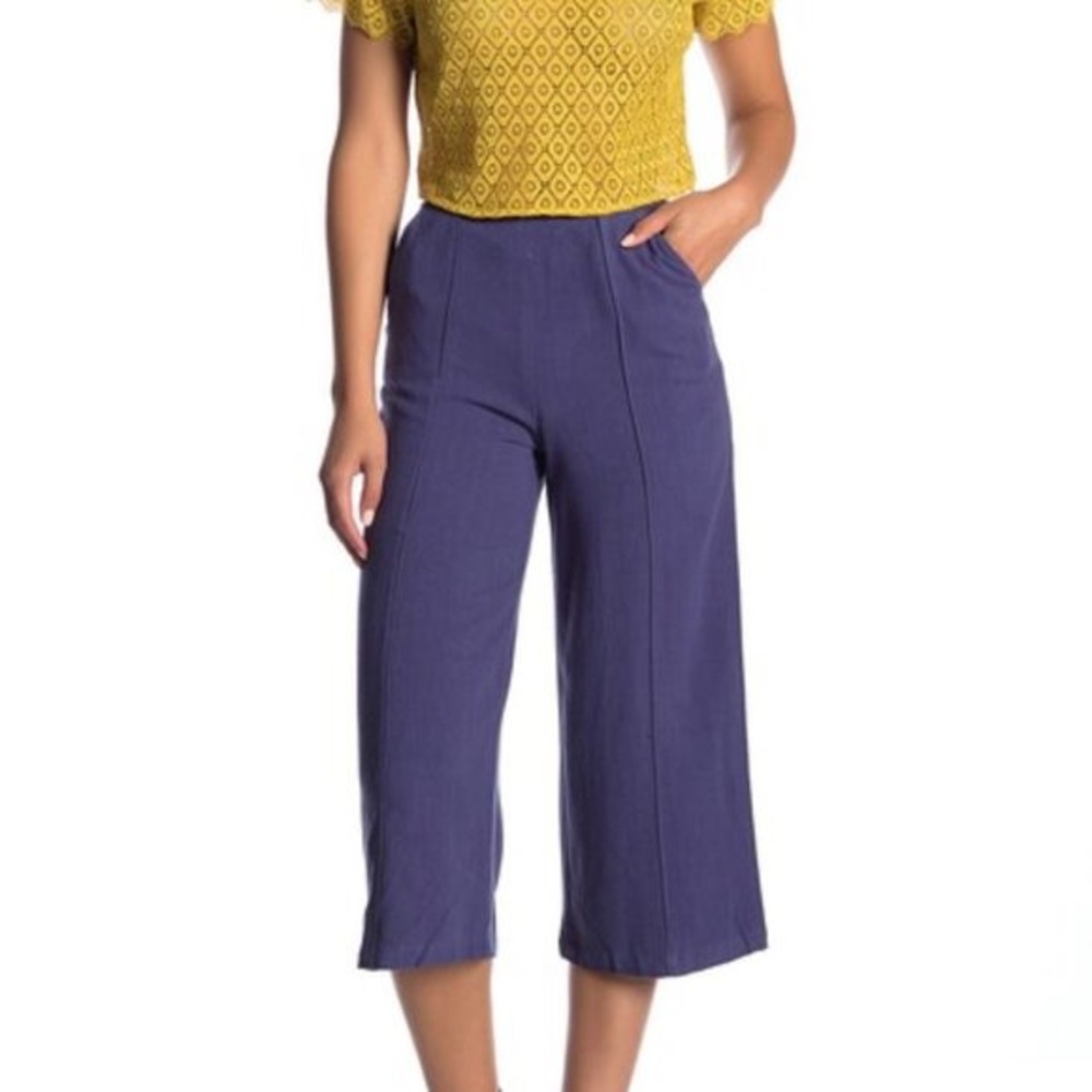 Good Luck Gem gaucho pants size Medium M